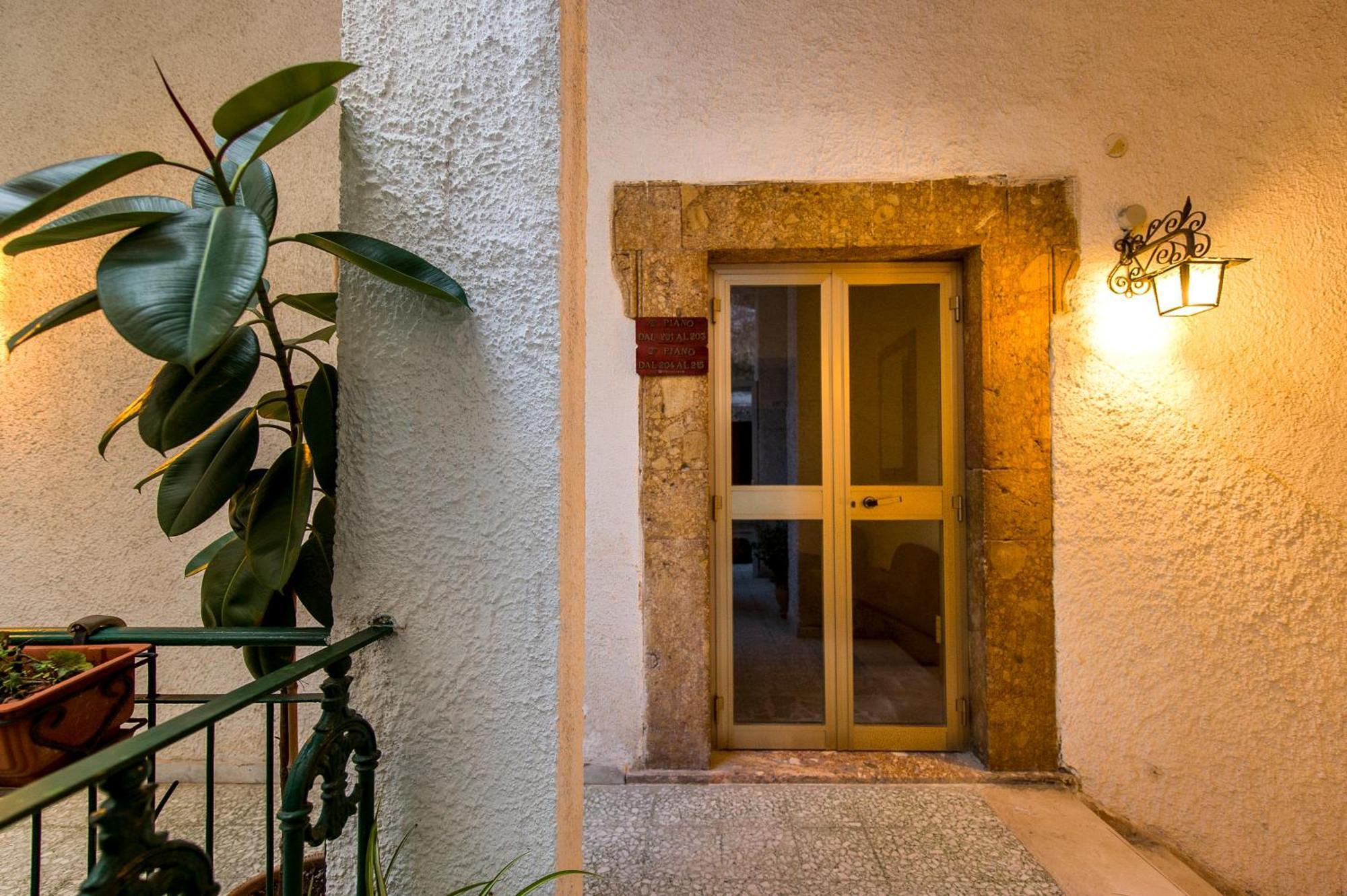 Hotel Miramare Rodi Garganico Exterior foto